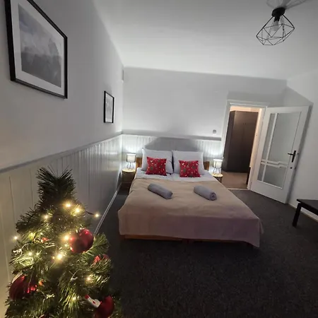 Gorska Baza 扎科帕内